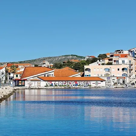 Two-bedroom In Rogoznica * Rogoznica (Sibenik-Knin)