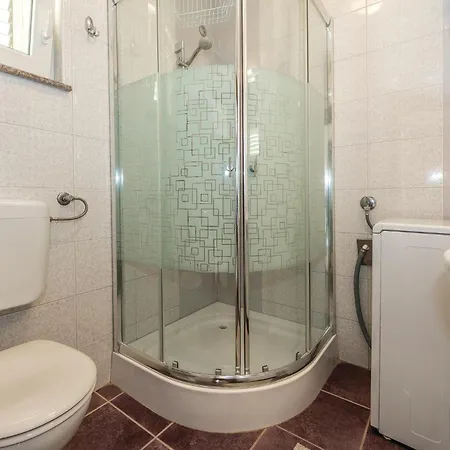 Two-bedroom In Lägenhet Rogoznica (Sibenik-Knin)