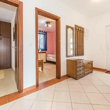 Apartment Two-bedroom In Rogoznica *