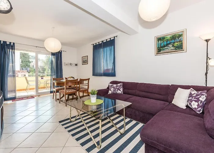 شقة Two-bedroom In *